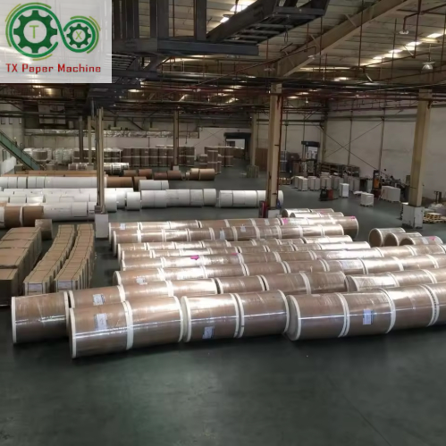 高产量杯型原纸造纸机，适用于大规模工业生产一次性纸杯的原纸制造。